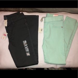 2 pairs of Justice legging and jegging